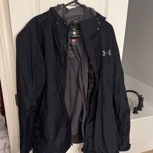 Under Armour Men's Black Raincoat